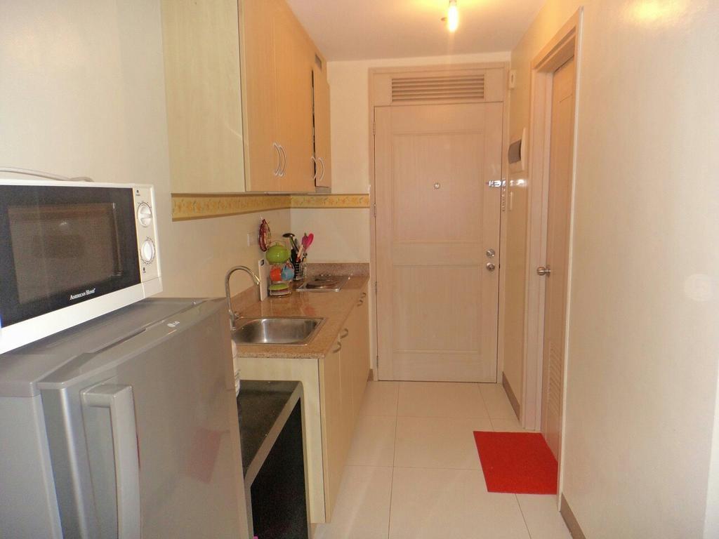 Karla'S Place At Chateau Elysee Paranaque City Ngoại thất bức ảnh